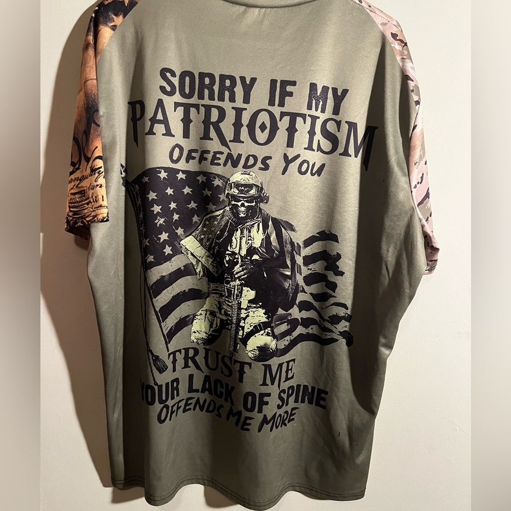 Patriotic Graphic Men's Shirt - Green